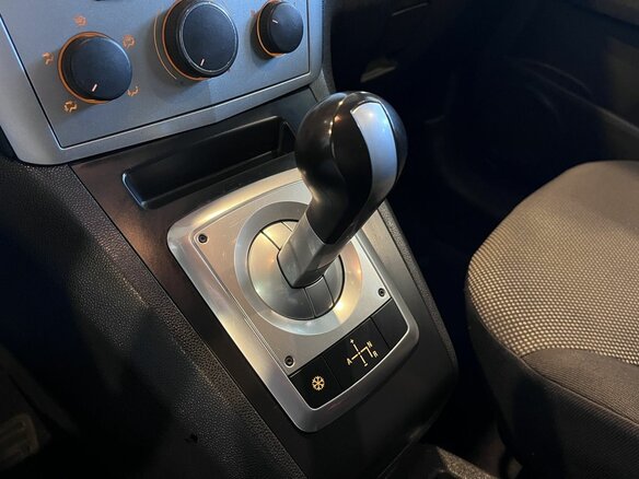 2013 Opel Zafira B Рестайлинг, бежевый, 430000 рублей - вид 29