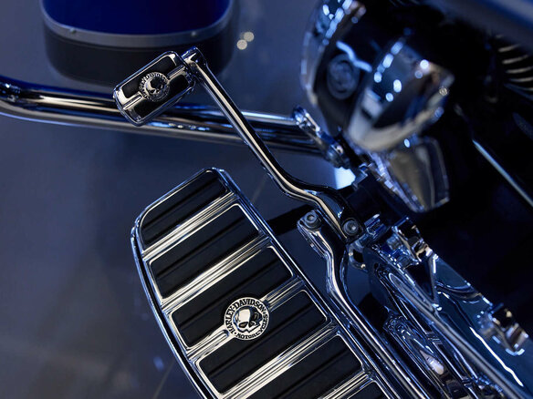 2021 Harley-Davidson Electra Glide Revival, голубой, 2750000 рублей - вид 22
