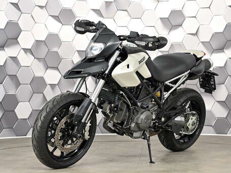 2010 Ducati Hypermotard, белый, 449000 рублей, вид 2