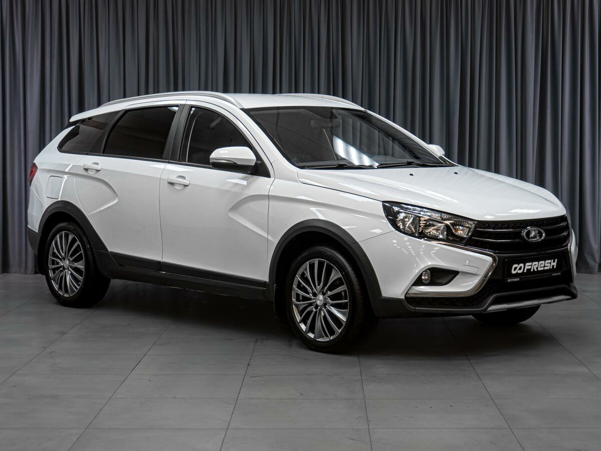 Открыть фотографии: Lada (ВАЗ) Vesta I