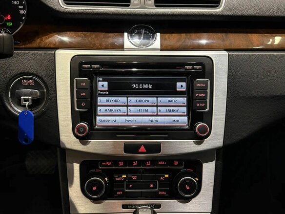 2011 Volkswagen Passat CC I, белый, 999000 рублей - вид 12
