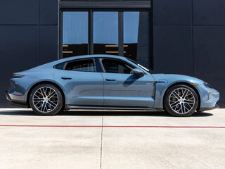 2026 Porsche Taycan 4 I Рестайлинг, голубой, 18403520 рублей, вид 5