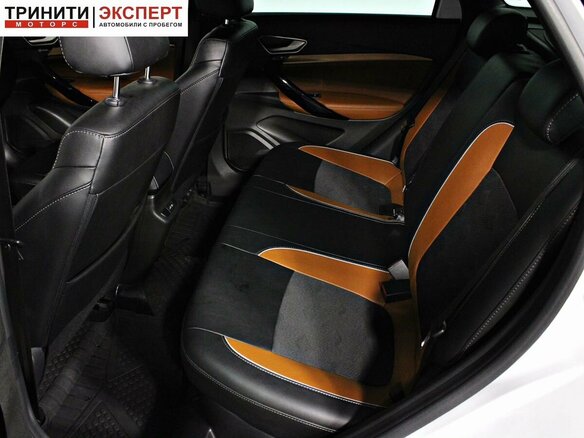 2024 Lada (ВАЗ) Vesta SW Cross I Рестайлинг (NG), белый, 1535000 рублей - вид 14