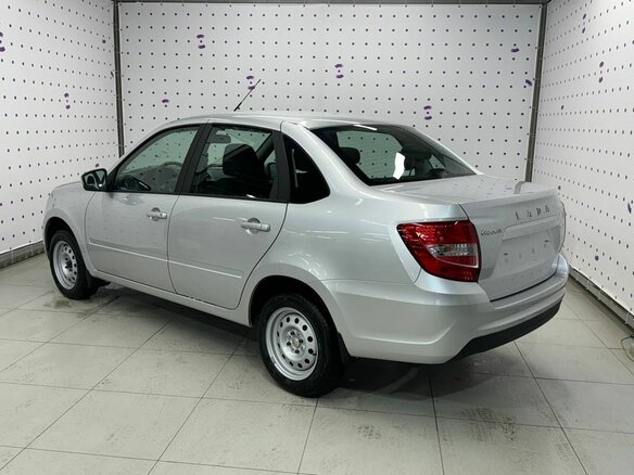 2026 Lada (ВАЗ) Granta I Рестайлинг, серебристый, 1083000 рублей - вид 4