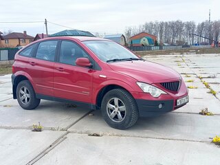 2008 SsangYong Actyon 4-speed I, красный, 650000 рублей, вид 2