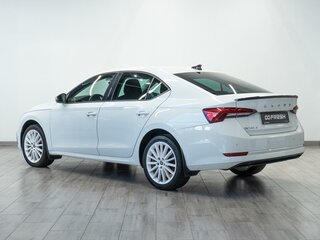 2021 Skoda Octavia IV (A8), белый, 2219000 рублей, вид 2