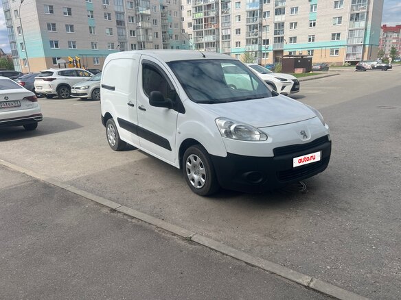 2013 Peugeot Partner, белый, 595000 рублей