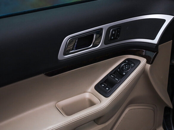 2014 Ford Explorer V, чёрный, 1594777 рублей - вид 20