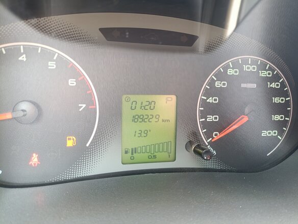 2013 Lada (ВАЗ) Granta I, белый, 519000 рублей - вид 9