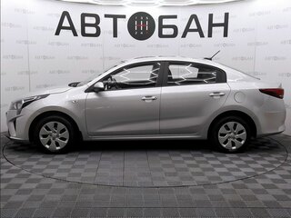 2021 Kia Rio IV Рестайлинг, серый, 1449000 рублей, вид 4