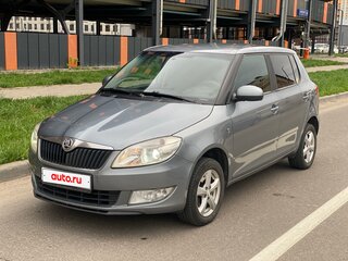 2013 Skoda Fabia II Рестайлинг, серый, 530000 рублей, вид 1