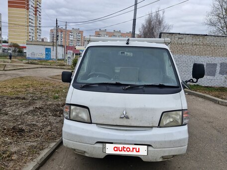 2003 Mitsubishi Delica, белый, 700000 рублей, вид 1