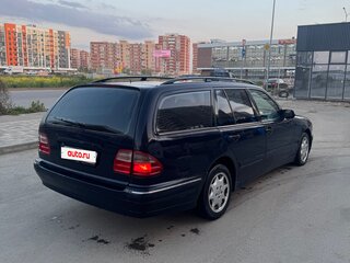 2002 Mercedes-Benz E-Класс 200 II (W210, S210) Рестайлинг, синий, 390000 рублей, вид 3