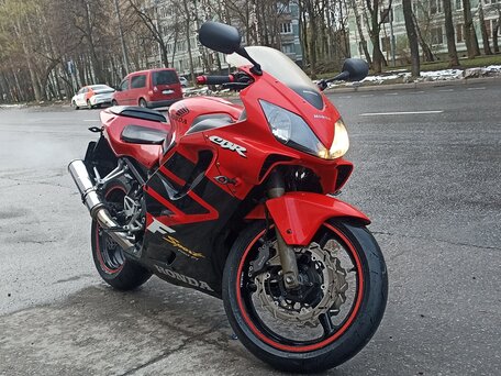 2001 Honda CBR 600F, красный, 420000 рублей, вид 1