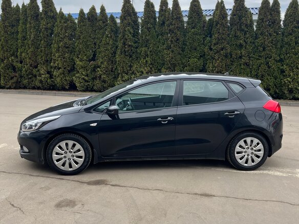 2012 Kia Ceed II, чёрный, 1120000 рублей - вид 8