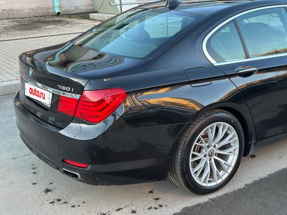 2008 BMW 7 серии 750i V (F01/F02/F04), чёрный, 1700000 рублей - вид 11
