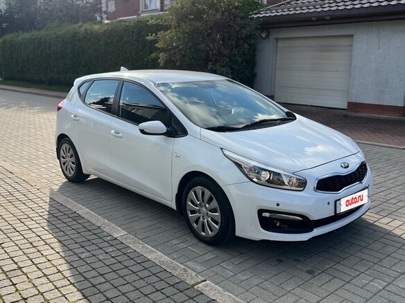 2018 Kia Ceed II Рестайлинг, белый, 1330000 рублей - вид 7