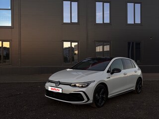2022 Volkswagen Golf VIII, белый, 2550000 рублей, вид 3
