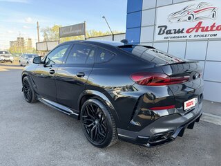 2020 BMW X6 30d III (G06), чёрный, 6000000 рублей, вид 4