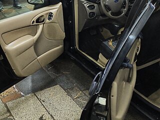 2002 Ford Focus I (North America), чёрный, 240000 рублей, вид 5
