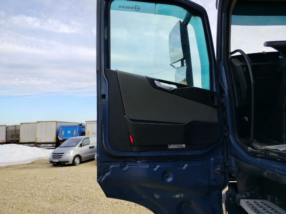 2019 Volvo FH, синий, 7607500 рублей - вид 10