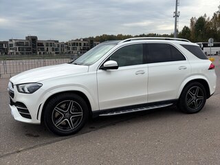 2019 Mercedes-Benz GLE 450 II (V167), белый, 4650000 рублей, вид 2