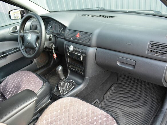 2007 Skoda Octavia I (A4) Рестайлинг, чёрный, 369999 рублей - вид 12