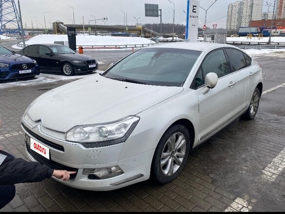 2011 Citroen C5 II, белый, 1200000 рублей