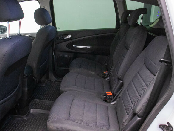 2010 Ford S-MAX I, белый, 980000 рублей - вид 10