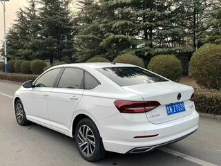 2022 Volkswagen Lavida III Рестайлинг, белый, 1790000 рублей, вид 5