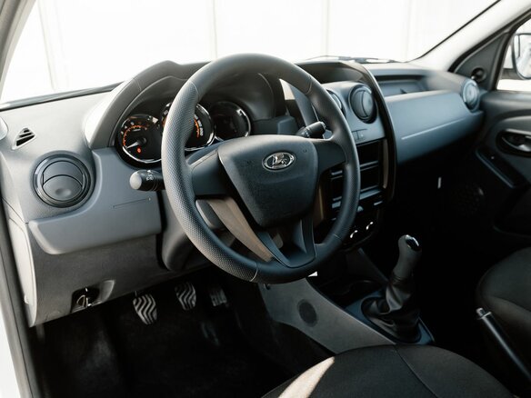 2026 Lada (ВАЗ) Largus I Рестайлинг, белый - вид 14