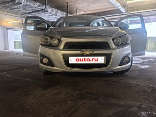 2013 Chevrolet Aveo II, серебристый, 500000 рублей, вид 1