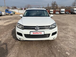 2013 Volkswagen Touareg II, белый, 2920000 рублей, вид 3