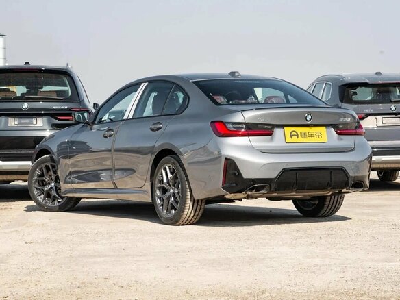 2025 BMW 3 серии 330i VII (G2x) Рестайлинг 2, серебристый, 5668000 рублей - вид 5