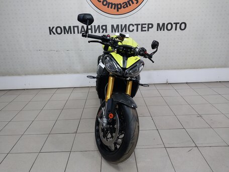 2026 Triumph Speed Triple, жёлтый, 1979000 рублей, вид 3