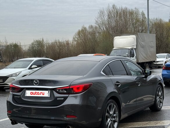 2017 Mazda 6 III (GJ) Рестайлинг, серый, 1830000 рублей - вид 3