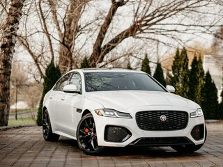 2023 Jaguar XF II Рестайлинг, белый, 4399000 рублей, вид 1