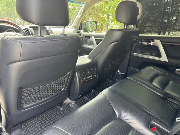 2012 Toyota Land Cruiser 200 Series Рестайлинг 1, чёрный, 3900000 рублей - вид 7