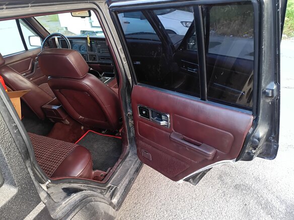 1987 Jeep Cherokee II (XJ), чёрный, 750000 рублей - вид 5