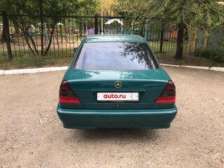 1998 Mercedes-Benz C-Класс 180 I (W202) Рестайлинг, зелёный, 600000 рублей, вид 4