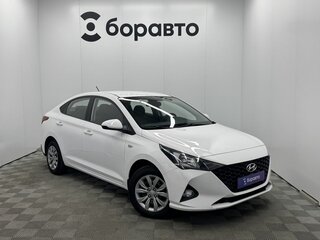 2022 Hyundai Solaris II Рестайлинг, белый, 1540000 рублей, вид 2