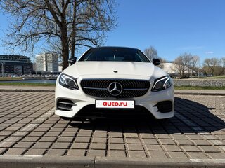 2017 Mercedes-Benz E-Класс 300 V (W213, S213, C238), белый, 3750000 рублей, вид 2