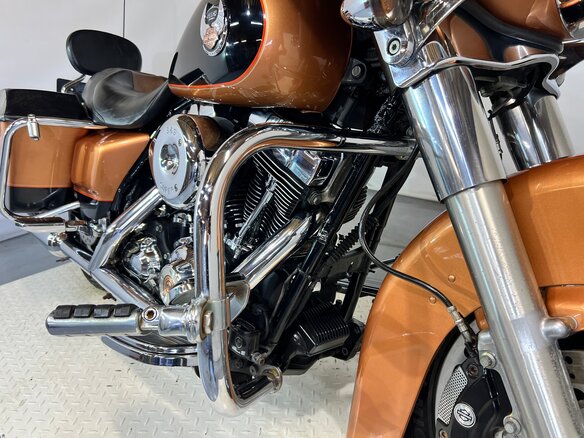 2008 Harley-Davidson Street Glide, оранжевый, 560000 рублей - вид 9