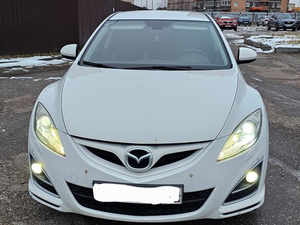 2011 Mazda 6 II (GH) Рестайлинг, белый, 990000 рублей - вид 2