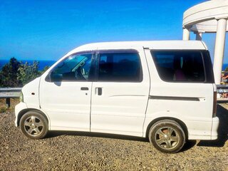 2003 Daihatsu Atrai 7 IV, белый, 570000 рублей, вид 3