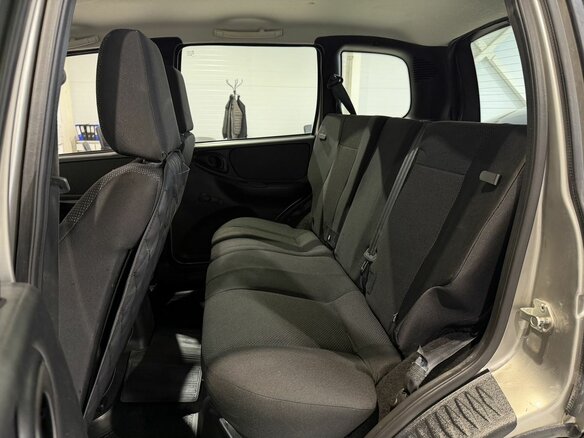 2017 Chevrolet Niva I Рестайлинг, серый, 640000 рублей - вид 9