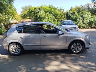 2008 Opel Astra H Рестайлинг, серебристый, 420000 рублей, вид 4