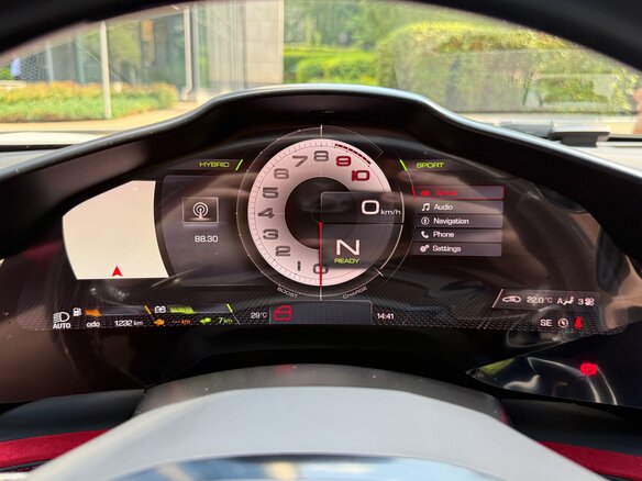 2022 Ferrari 296 GTB, белый, 25900000 рублей - вид 32