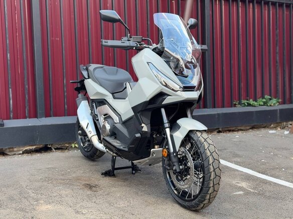 2026 Honda X-ADV, серебристый, 1550000 рублей - вид 3