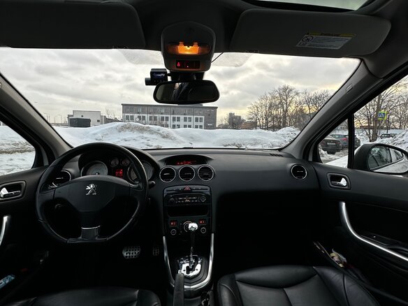 2011 Peugeot 308 I Рестайлинг, белый, 800000 рублей - вид 11